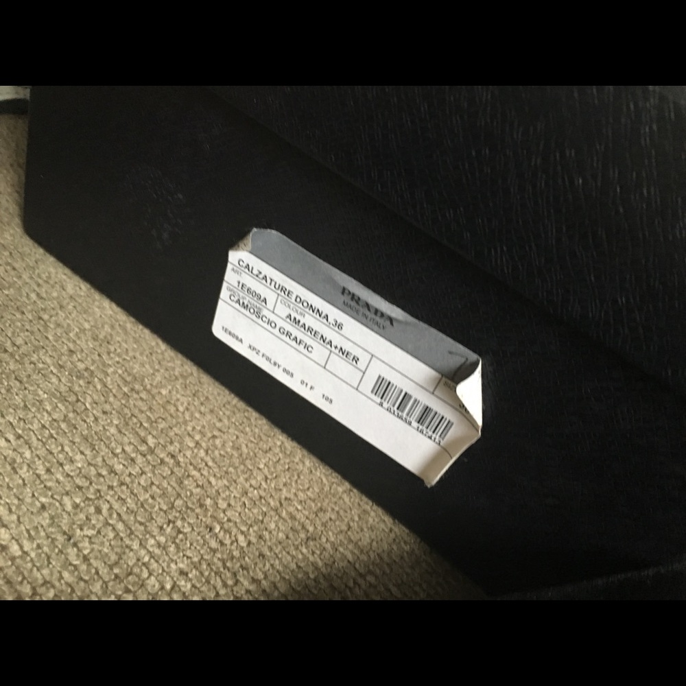 COPY - Prada Suede Heels - Picture 4 of 4